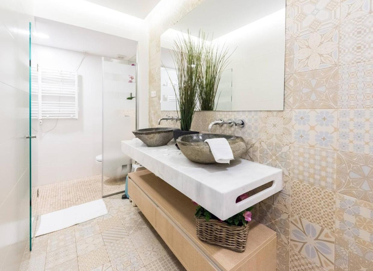 Chueca - Apartamento tranquilo para 4 personas Madrid Bagian luar foto